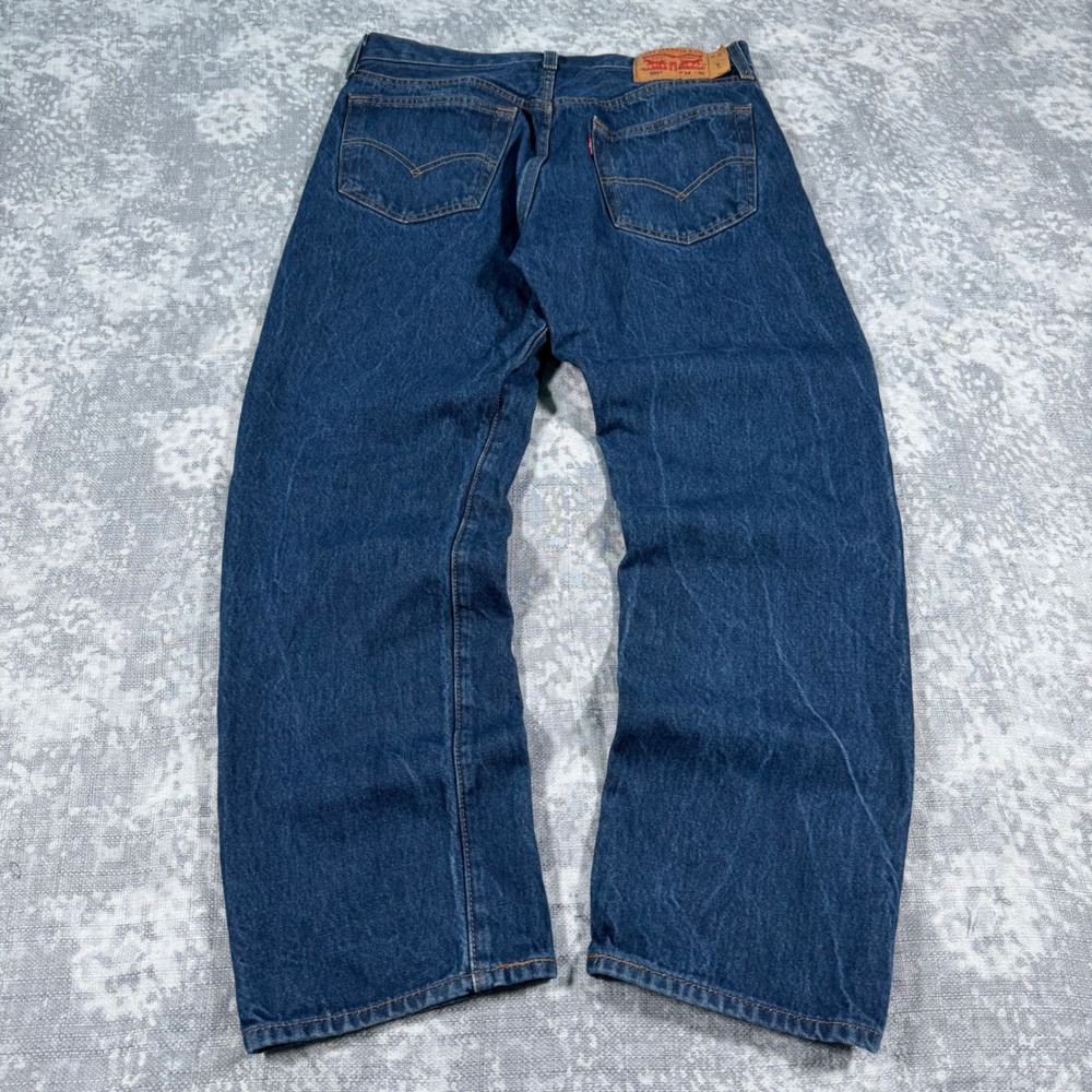 Levi's 501 Original Fit Jeans Men 34x30 Blue Medium Wash Straight Leg 00501-0000